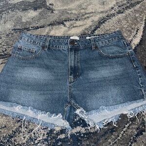 COTTON ON Women The Frayed Mid Rise Denim Distressed Jean Shorts 10